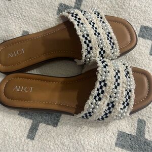 Women's Pearl Embellished Sandals - Cream and Black